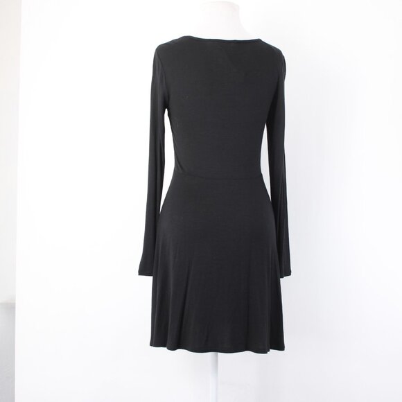 BCBGeneration Dress $68 Sz XS Black Round Neck Unlined Rayon Spandex Dress - Picture 8 of 16